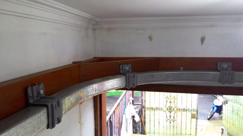 rel pintu geser, rel pintu galvanis, rel pintu garasi, rel pintu sliding, rel pintu kuat, rel pintu tahan lama, besi galvanis, rel pintu 2 mm, rel pintu 2.3 mm, panjang rel pintu, rel pintu 1.45 m, rel pintu 2 m, rel pintu 2.3 m, rel pintu 2.9 m, aksesoris pintu geser, rel pintu heavy duty, rel pintu rumah, rel pintu industri, rel pintu minimalis, rel pintu berkualitas, rel pintu murah, jual rel pintu geser, rel pintu awet, rel pintu terbaik, rel pintu premium,